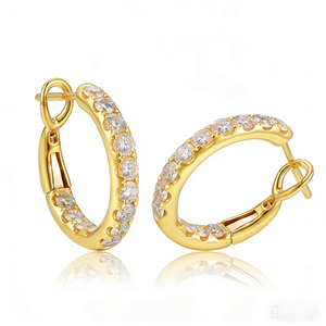 Pendientes de Aro de Oro Amarillo de 14K con Diamantes Cultivados en Laboratorio, Corte Brillante Redondo, Engaste en Canal, Estilo Clásico, para Uso Diario de Mujer - Product Image 3