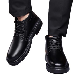 Bottes à lacets pour hommes en cuir véritable à bout rond, semelle extérieure en caoutchouc antidérapante, style combat décontracté pour le printemps - Product Image 2