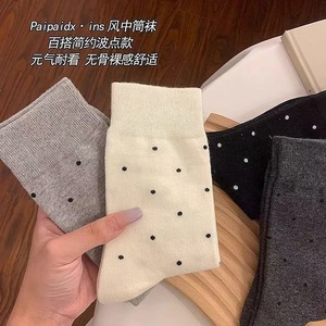 Paipaidx Calcetines hasta media pantorrilla para mujer, calcetines holgados grises con lunares, transpirables, absorbentes del sudor, calcetines de moda para primavera y verano - Product Image 1