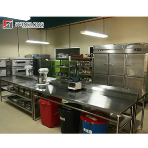 Équipement de cuisine commerciale, pour salons commerciaux et réceptions, chantier de cuisine - Product Image 1