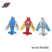 Avion de dessin animé en plastique à tirer avec lumière, bon marché, en gros, jouets promotionnels pour enfants avec bonbons Jelly Bean