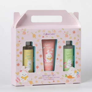 Оптовая продажа от производителя: популярный подарочный набор для девочек для ванны и спа, включающий гель для душа, лосьон для тела и пену для ванн. - Product Image 3