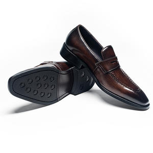 Calzado Moderno y Elegante con Punta en Pico, Súper Atractivo a Precio de Fábrica, Eleva tu Estilo, Ligero, Antideslizante y Transpirable - Product Image 3