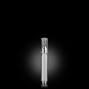 Flacon pompe sans air en plastique de 15 ml à embout de précision pour correcteur, sérum, fond de teint - Product Image 1