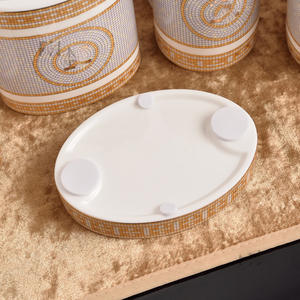Taza de baño de cerámica Juego de amantes de la taza con bandeja Juegos de accesorios de baño de porcelana moderna - Product Image 4