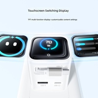 Chargeur GaN certifié 70W avec ports USB-C/USB-A, affichage numérique couleur, câble rétractable, compatibilité multi-ports