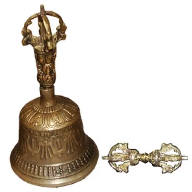 Pequeno campainha tibetana & dorje para pooja o item é altamente durável, elegante e uma maravilhosa adição à sua decoração de casa.