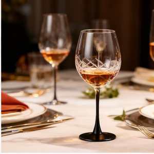 完全に透明なガラス彫刻装飾パネルスプレーカラー適切なカスタマイズされたワインゴブレットグラス毎日の家庭用 - Product Image 3