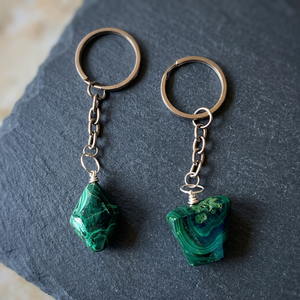 Irregular Cut Malachite Resin Zinc Alloy Chain Simple Style Durable Healing Promotion Carabiner Keychain - Product Image 3