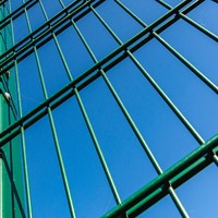 Panel de Valla de Seguridad con Certificación CE 868 con Malla de 50x100 mm para Patio de Recreo