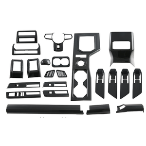 Conjunto completo de cubierta embellecedora de grano de fibra de carbono ABS para decoración de accesorios interiores 2024 Triton L200 - Product Image 1