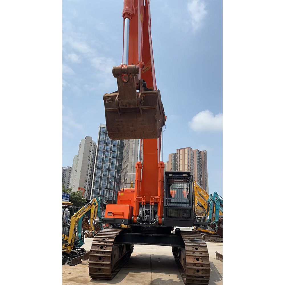 Used Excavator Digger - Hitachi Zaxis 670 for Sale
