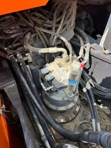 Excavadora Hitachi ZX200-5A de segunda mano a precio económico en venta - Product Image 5