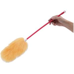 Plumeau en laine d'agneau Boardwalk de 26 pouces avec manche en plastique, couleurs assorties - Product Image 4