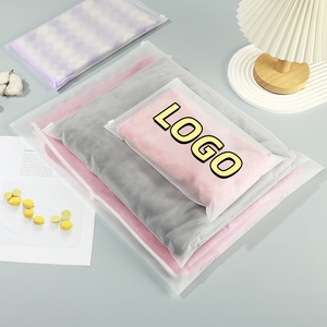 Bolsas de PVC con Cierre y Logotipo Personalizado para Ropa, Camisetas, Embalaje de Regalos, Almacenamiento Práctico en el Armario, Bolsa de Plástico Esmerilado - Product Image 1