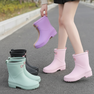 Stivali da pioggia morbidi da donna per lavoro 5 opzioni di colore per la stagione delle piogge stivali medi alla moda per adulti per la neve - Product Image 1