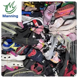 Manning all'ingrosso Ukay vendita calda di seconda mano pantofola per bambini in balla usato sandali dell'usato per bambini pre-amato in sacchi - Product Image 5