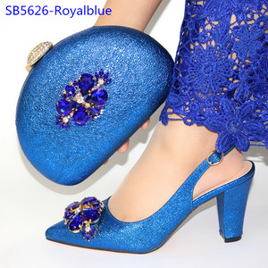 Set di Scarpe e Borsa Africane per Feste di Matrimonio 2020, Scarpe Eleganti Argento con Borsa Coordinata - Product Image 4