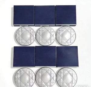 Paleta de contorno de cuero plateado de alto brillo al por mayor con tecnología de polvo para hornear, productos de belleza minerales y herbales - Product Image 3