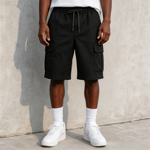 Shorts respirants pour hommes avec logo personnalisé, taille à cordon de serrage et logo brodé, style décontracté, couleur unie, tissu tricoté - Product Image 3