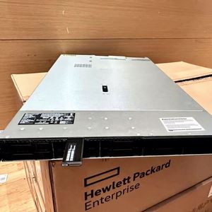 Servidor en rack ProLiant DL360 Gen11 1U de doble zócalo, Xeon Scalable, 32× DDR5, 8 TB, 3× PCIe Gen5, iLO 6, 8SFF/4LFF/EDSFF - Product Image 1