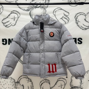 Veste d'hiver unisexe en coton épais matelassé avec capuche, logo brodé, coupe ample, résistante au vent, fermeture éclair intégrale, style streetwear - Product Image 3