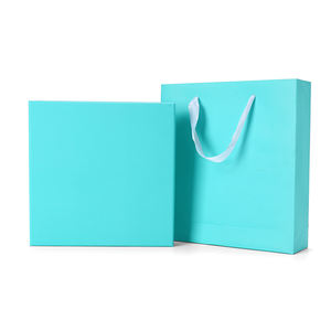 Boîte carrée personnalisée pour foulard en soie Boîte cadeau d'emballage simple pour foulard en soie - Product Image 2