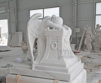 Statues d'ange pleureur grandeur nature de pierre tombale de pierre tombale de marbre blanc personnalisé