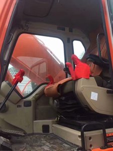 Excavadora de orugas de segunda mano DOOSAN DH220LC de 22 toneladas usada en stock DH210W DH220LC DX225LC DH225LC a la venta en Shanghai - Product Image 2