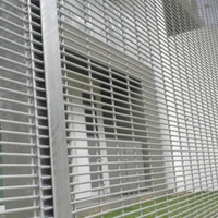 Valla de malla anti-escalada 358 |   Cerca Perimetral de Alta Seguridad con Alambre de 4 mm