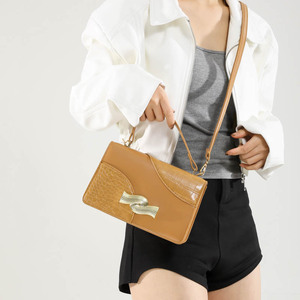 Nuova Borsa a Tracolla Piccola Quadrata in Stile Francese con Motivo Coccodrillo in Pelle PU e Fibbia Dorata per Donne, Uso Quotidiano e Ufficio - Product Image 5