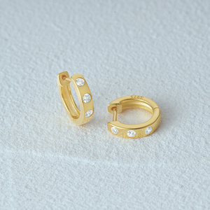 Aros Redondos de Plata de Ley 925 con Circonitas CANNER, Aros Huggies Chapados en Oro de 18K, Venta al por Mayor para Mujeres, para Fiestas - Product Image 3