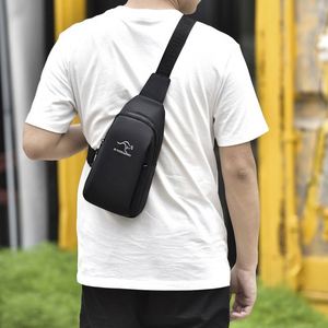 กระเป๋าคาดอก2024สะพายข้างทรงแมสเซนเจอร์กันน้ำน้ำหนักเบาดีไซน์แฟชั่นขนาดเล็ก - Product Image 6