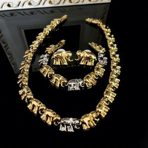 Parure de bijoux rétro européennes et américaines en forme d'éléphant, design personnalisé bicolore, collier, bracelet et boucles d'oreilles - Product Image 1