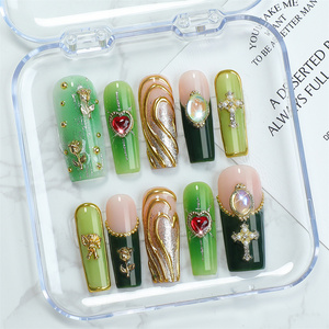 <span class=keywords><strong>Uñas</strong></span> postizas acrílicas cuadradas ataúd mediano con diamantes <span class=keywords><strong>de</strong></span> imitación y prensa puntiaguda a mano con flores 3D <span class=keywords><strong>uñas</strong></span> postizas <span class=keywords><strong>de</strong></span> lujo - Product Image 5