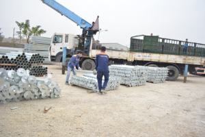 Système de fondation à pieux hélicoïdaux en acier, ancrage au sol pour la construction de fermes solaires, anticorrosion, galvanisé, fabricant OEM - Product Image 5