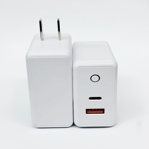 <span class=keywords><strong>Cargador</strong></span> de Teléfono Plegable de Carga Rápida de 45 W <span class=keywords><strong>Tipo</strong></span> <span class=keywords><strong>C</strong></span> PD QC3.0 SCP OTP OVP con Enchufe Estadounidense y Certificación CE FCC ROHS - Product Image 4