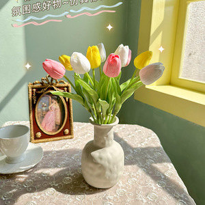 Jarrón de flores de tulipán artificial, flores de seda para decoración del hogar, sala de estar, accesorios de boda, estilo clásico, moldeado por inyección - Product Image 4