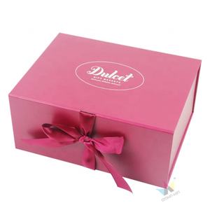 Caja de Regalo Magnética Grande de Cartón Rígido de Lujo con Cinta Rosa y Logotipo Personalizado Impreso - Product Image 1