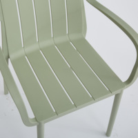 Chaise en plastique extérieure empilable de sortie d'usine nouvelle conception de haute qualité dinant la chaise beaucoup de couleurs à choisir.
