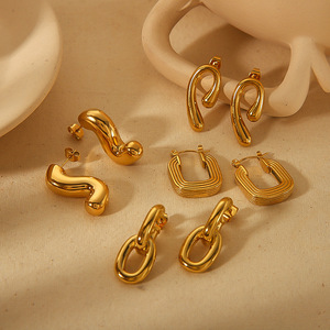 ต่างหูทรงเรขาคณิต ชุบทอง 18k ทำจากไทเทเนียมสตีล สำหรับผู้หญิง เหมาะสำหรับงานปาร์ตี้ เครื่องประดับแฟชั่นโดดเด่น - Product Image 3
