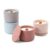 AIKUN Vente en gros de bougies parfumées en céramique personnalisées avec étiquette privée, avec couvercle, mèche en bois, pot mat pour la décoration de la maison et les cadeaux de fête