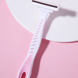 Rasoir de sécurité à trois couches avec poignée antidérapante Maiduola Private Label, 4 pièces, pour femmes et hommes, achat de rasoir de sécurité MDL006 - Product Image 3