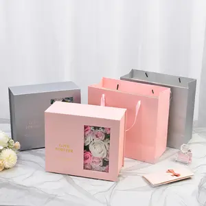 2024 novo Custom Luxo Magnético Sucção Flip Cover Quadrado Papelão pvc janela Fita Flip jóias Rose Gift Packaging Box