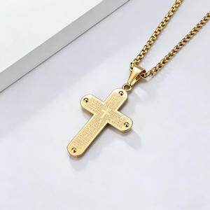 Collar de acero de titanio con cruz y versículos bíblicos de Yunnique, cruz simple chapada en oro, personalizado para uso diario. - Product Image 4