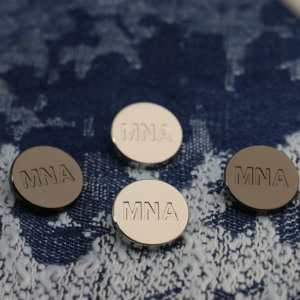 Chất lượng cao tùy chỉnh quần áo phụ kiện thân thiện với môi hợp kim may nút hiện đại thân thiện với môi mạ kỹ thuật cho - Product Image 2