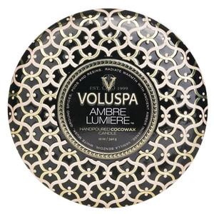 VOLUSPA - Candela Decorativa in Barattolo a 3 Stoppini - Ambre Lumiere - Product Image 2