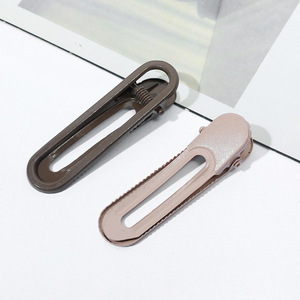 Pinzas para el cabello con diseño de pico de pato de color caramelo, 6 cm, ligeras, de color sólido, con diseño geométrico para uso diario - Product Image 2