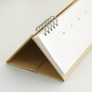 Calendario Personalizzabile con Una Pagina per Settimana, Autocompilante, da Tavolo - Product Image 2