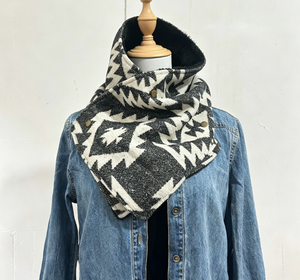 2026 Al por mayor Bufanda de cuello cálida con botones, estilo <span class=keywords><strong>vaquero</strong></span> y vaquera, con diseño tribal geométrico y forro polar, estilo vintage occidental para mujer - Product Image 2